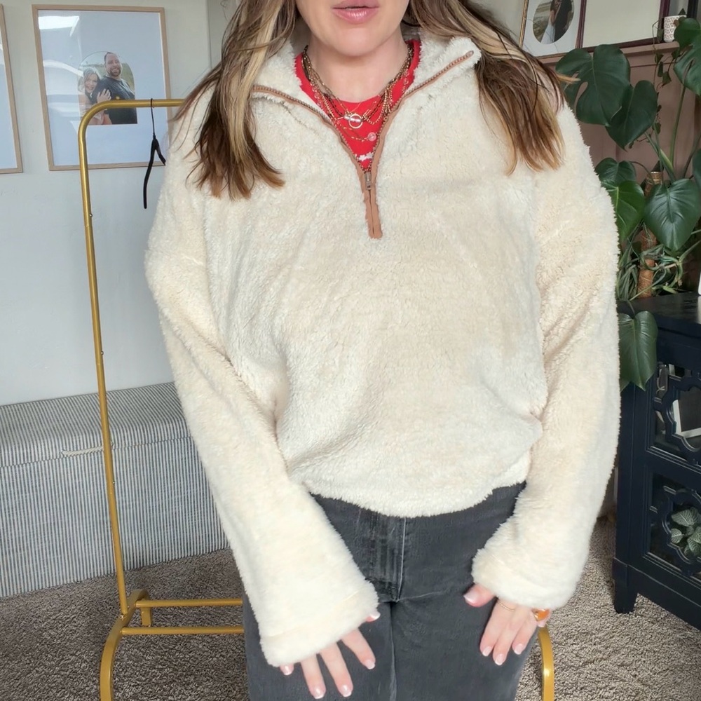 Pink Lily boutique Cream Fleece Sherpa Pullover